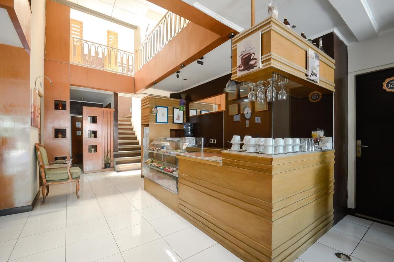 Sky Hotel Buah Batu 1 반둥 외부 사진