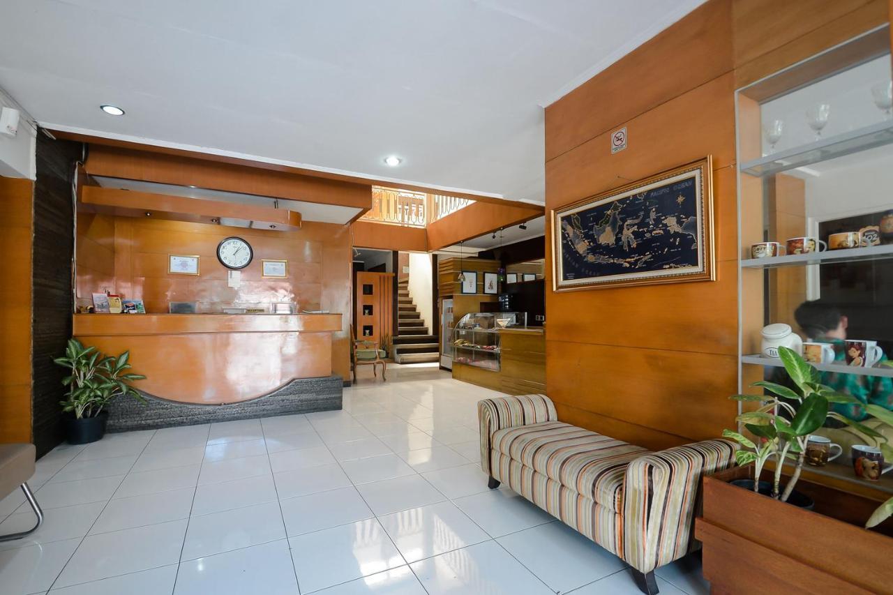 Sky Hotel Buah Batu 1 반둥 외부 사진