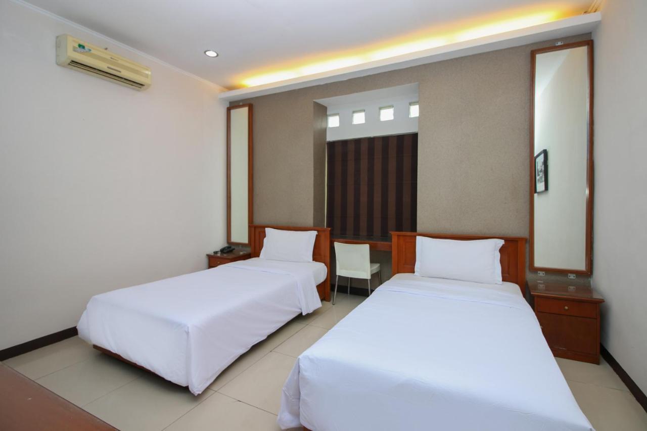 Sky Hotel Buah Batu 1 반둥 외부 사진