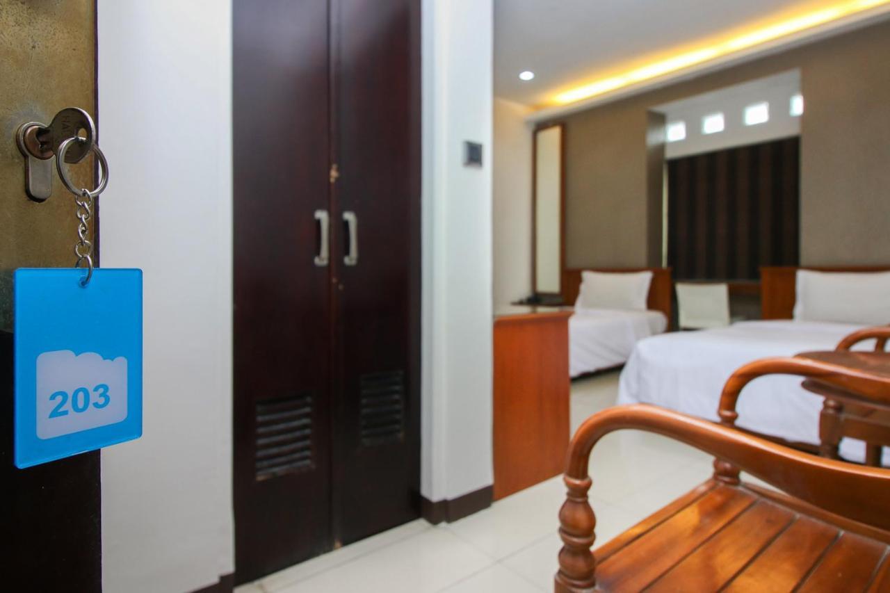 Sky Hotel Buah Batu 1 반둥 외부 사진